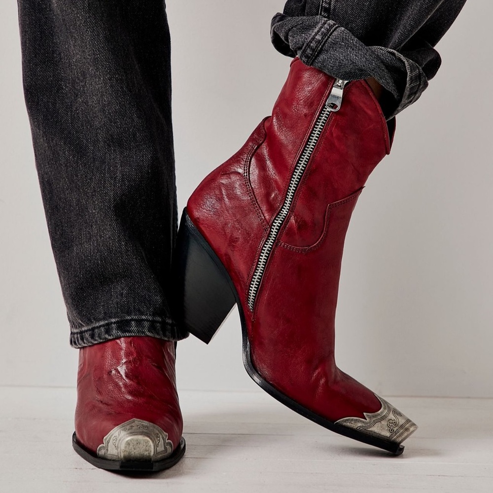 Brand New Free People Brayden Western Cowboy Boots in Brandy Wine Red, Size 8.5